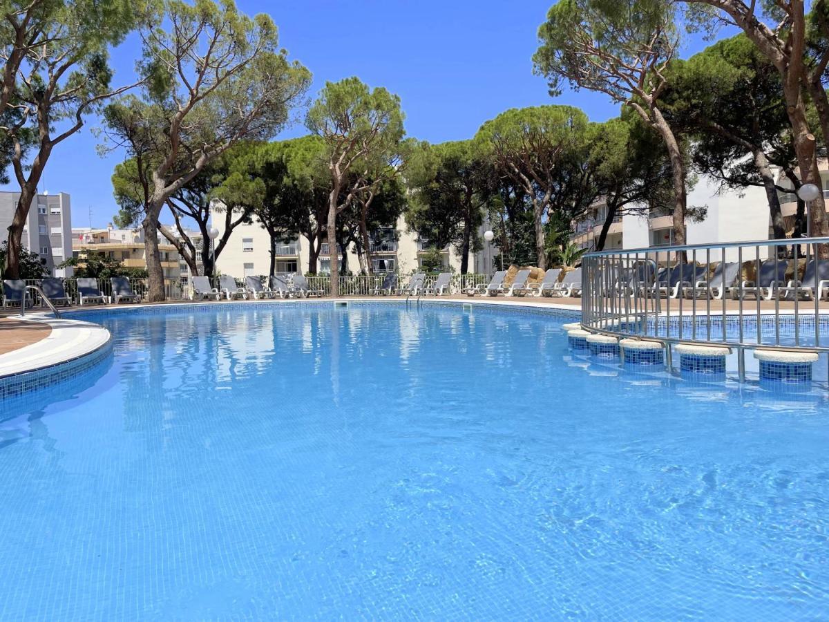 סאלו Rentalmar Blue Beach & Pool מראה חיצוני תמונה