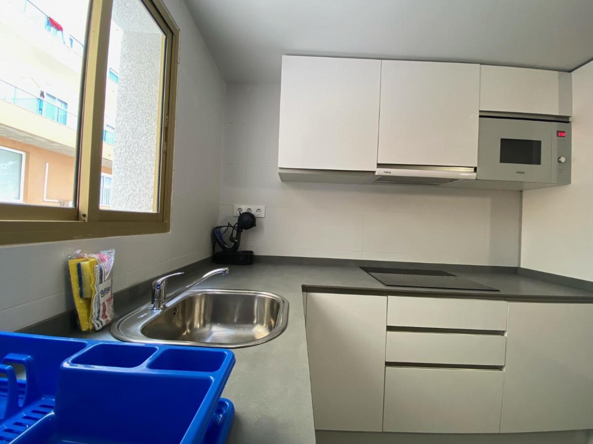 סאלו Rentalmar Blue Beach & Pool חדר תמונה