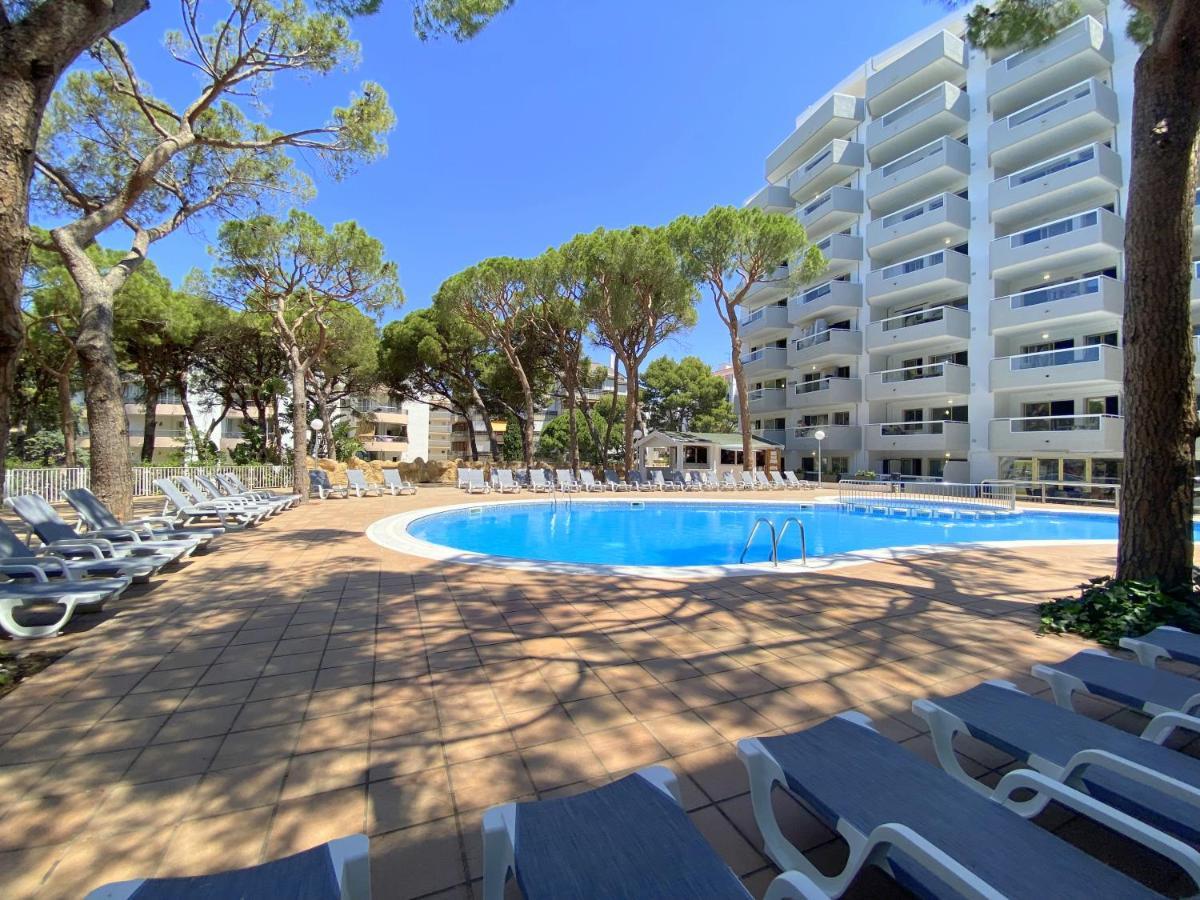 סאלו Rentalmar Blue Beach & Pool מראה חיצוני תמונה